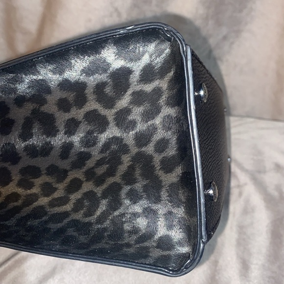 Karl Lagerfeld Paris Maybelle Satchel Black/Grey Leopard - Picture 5 of 16